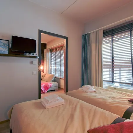 Junior Orange B6 By Interhome