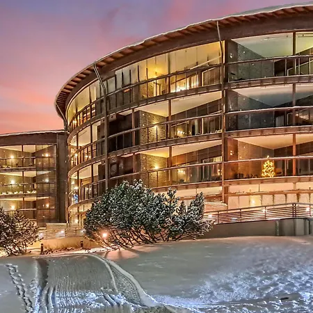 Junior Orange B6 By Interhome